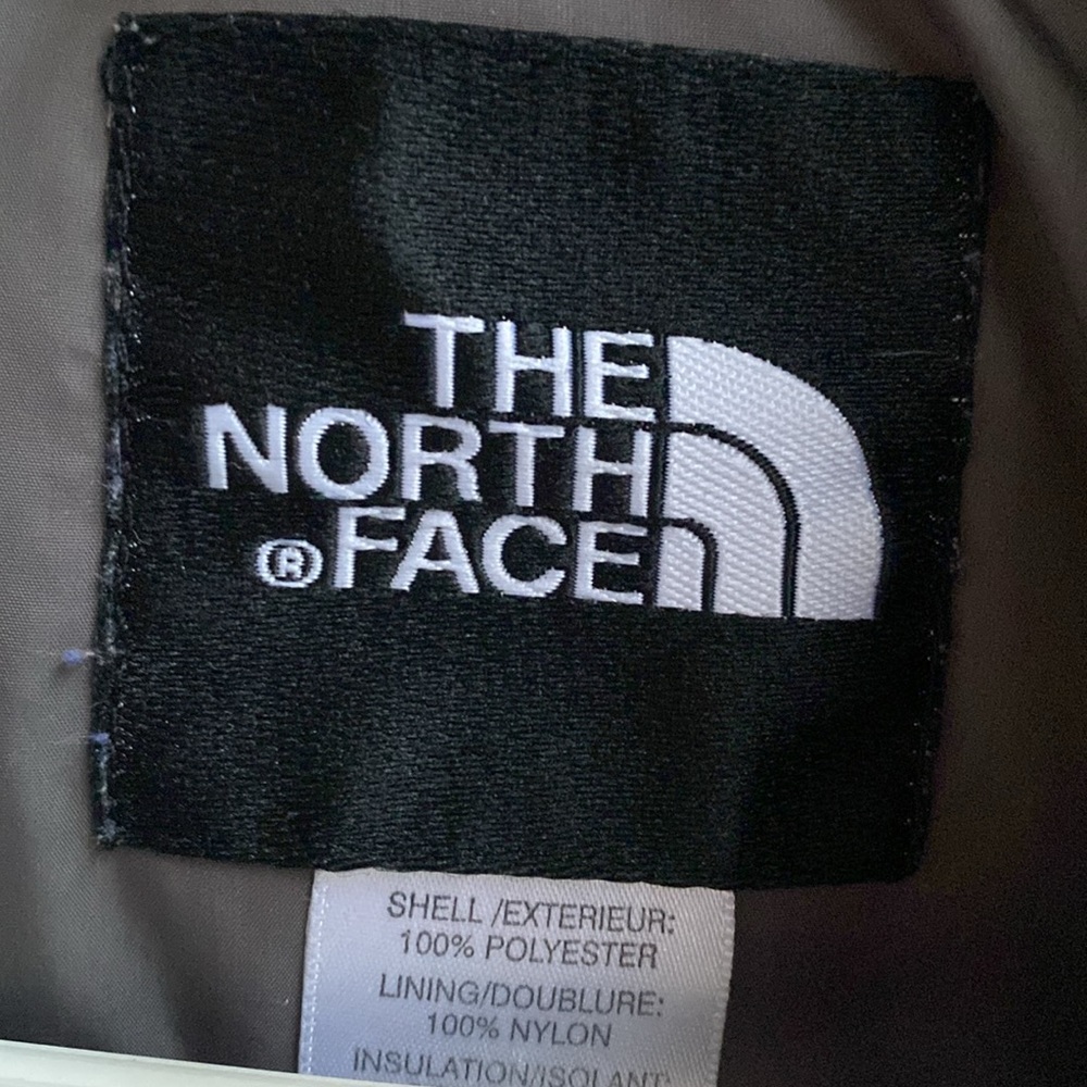 The North Face white and gray puffer - Picture 3 of 4